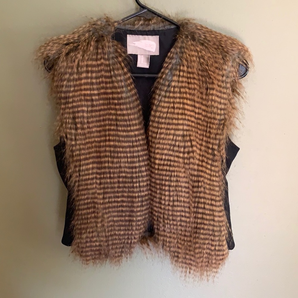 XS Forever 21 printed vest